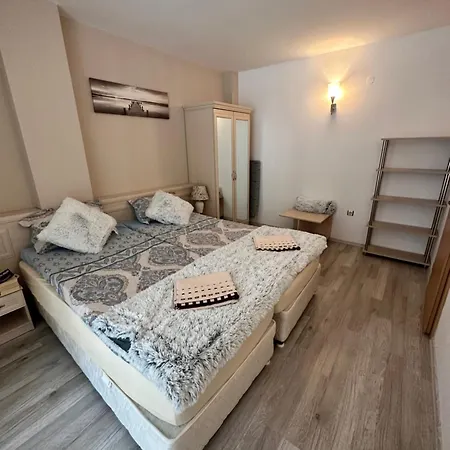 Avalon, C102 Апартаменты