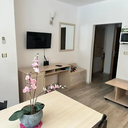 Avalon, C102 Апартаменты