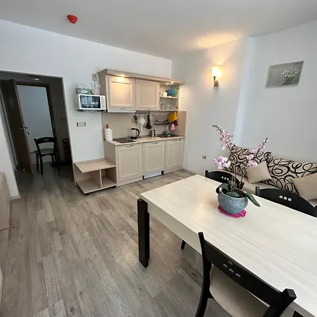 Avalon, C102 Sunny Beach